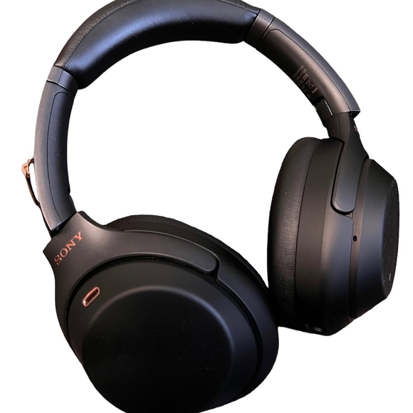 Sony Headphones WH-1000XM-3 - Picture 2 of 2